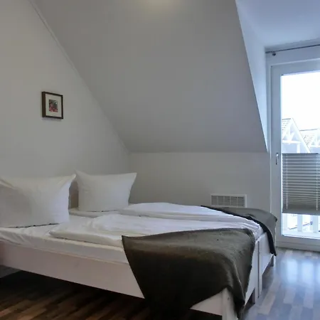 W 5 3 S Apartment