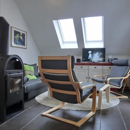 Apartment W 5 3 S *