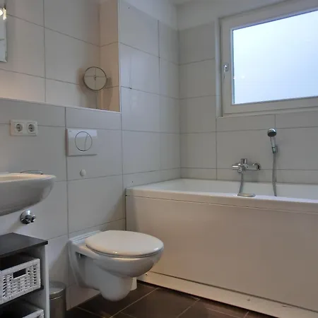 W 5 3 S Apartment